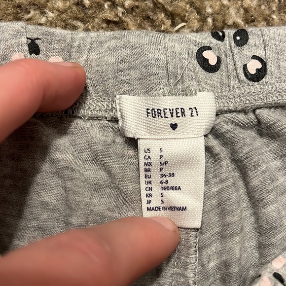 Gray pj shorts - Picture 4 of 6